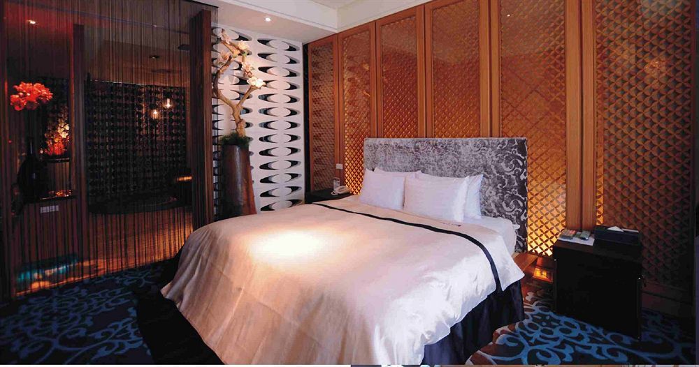Li Hsin Motel Taichung Exteriör bild