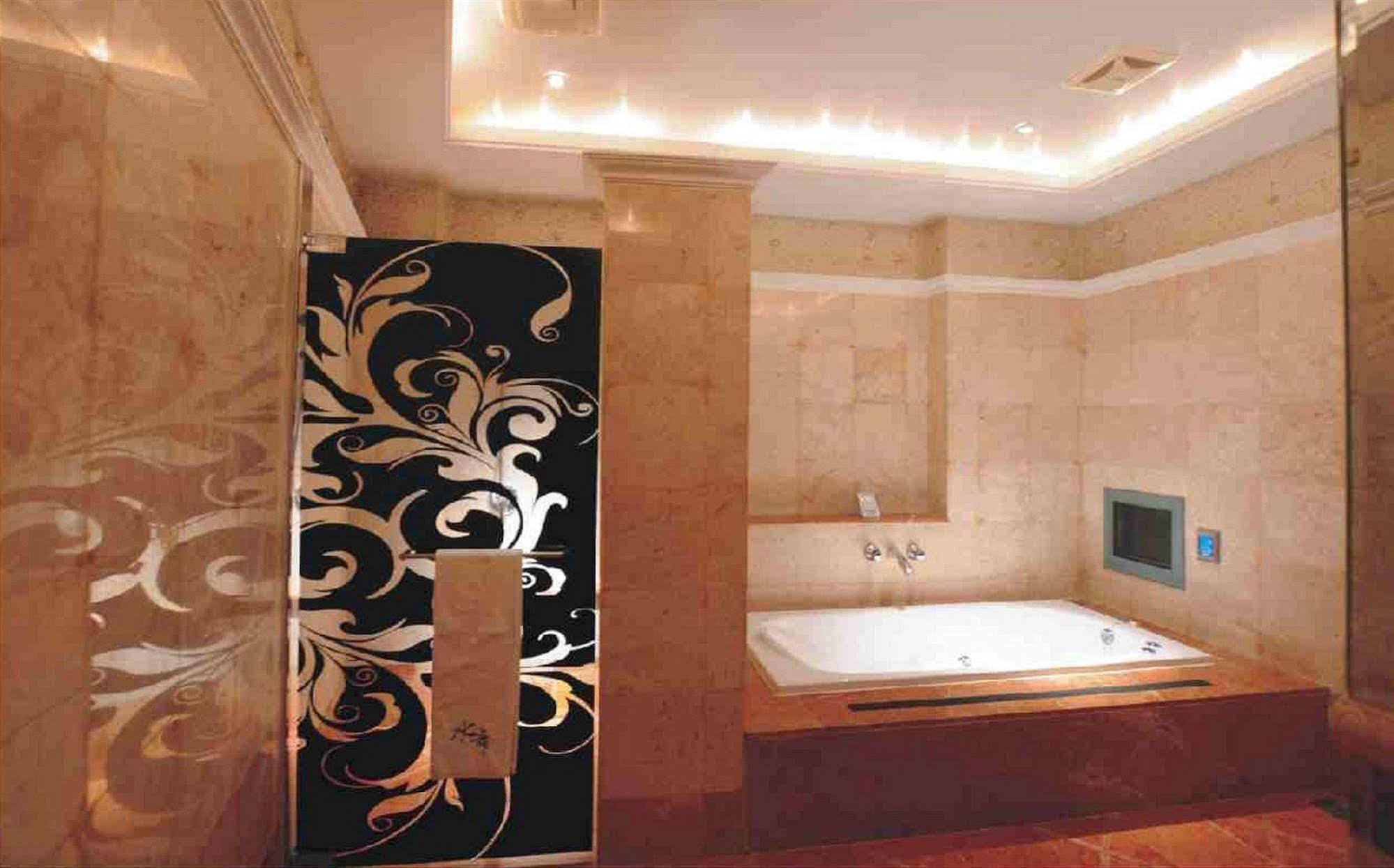 Li Hsin Motel Taichung Exteriör bild